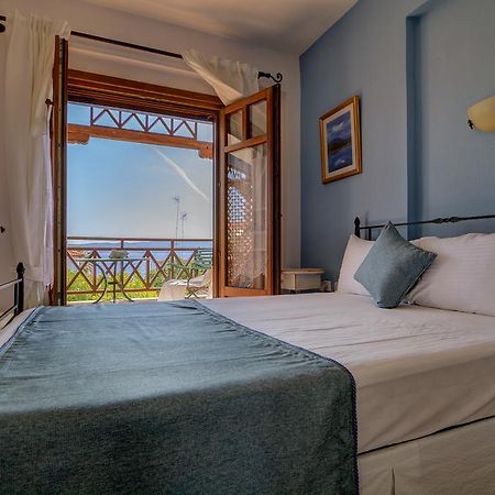 Hotel Niriides Amolianí Exteriér fotografie