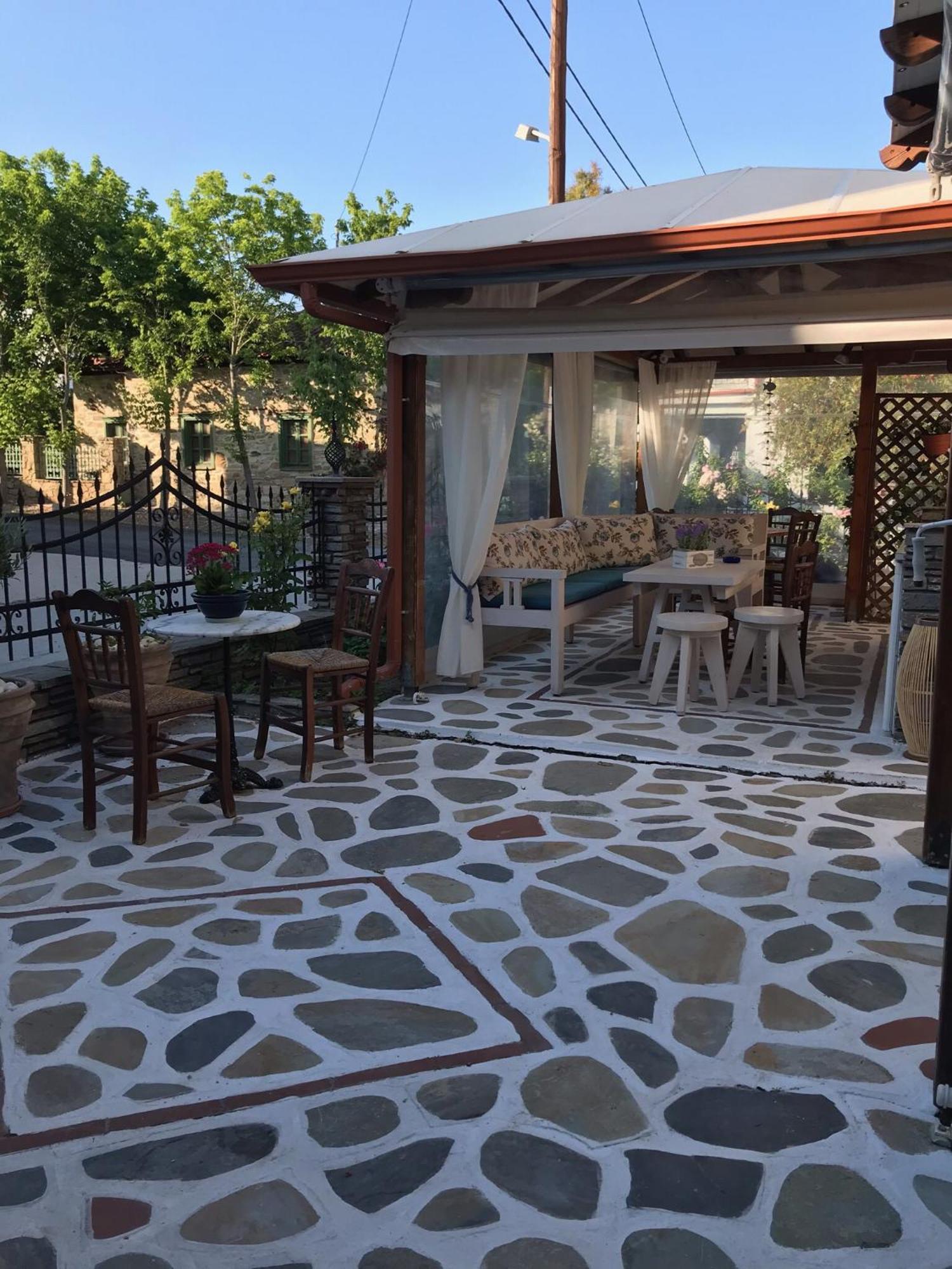 Hotel Niriides Amolianí Exteriér fotografie