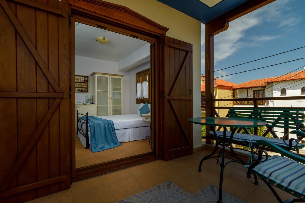 Hotel Niriides Amolianí Exteriér fotografie